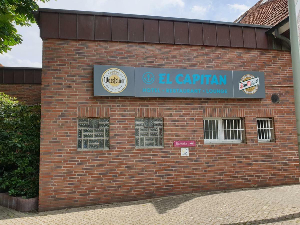 Отель El Capitan Naehe Movie Park Шермбек Экстерьер фото